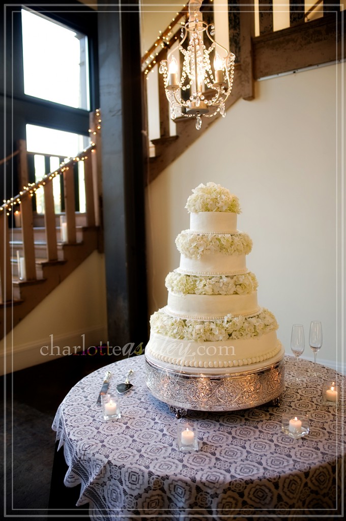 Wedding Cake at 701 Whaley