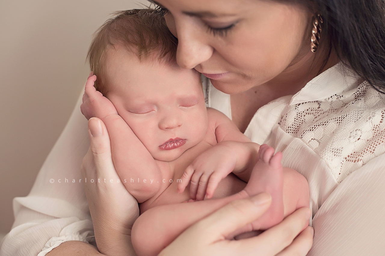 newborn photography | Charlotte Ashley Photography