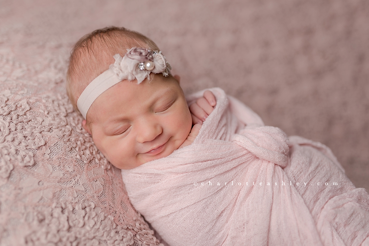 newborn photography | Charlotte Ashley Photography