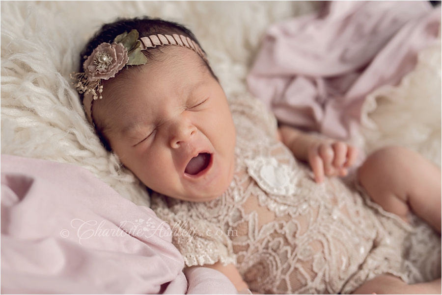 Alona | In-home Studio and Lifestyle Newborn Photography